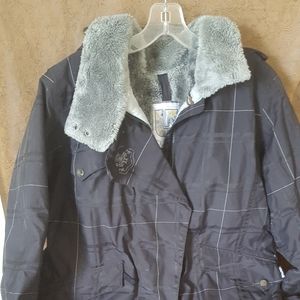 women's Burton ski jacket size L.